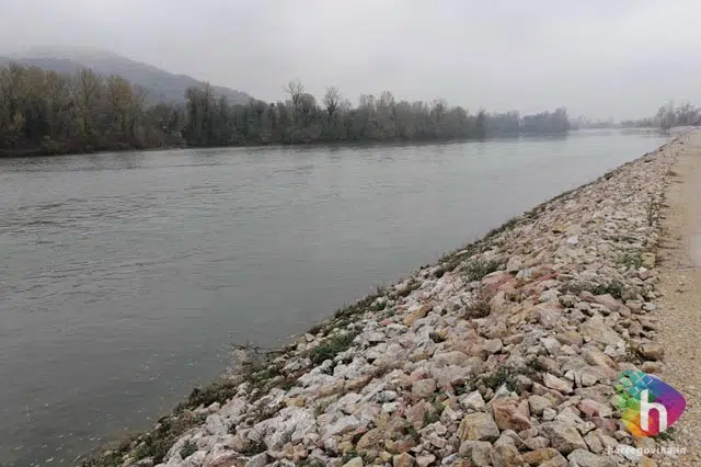 Pronadena Tijela Cetiri Migranta U Rijeci Drini