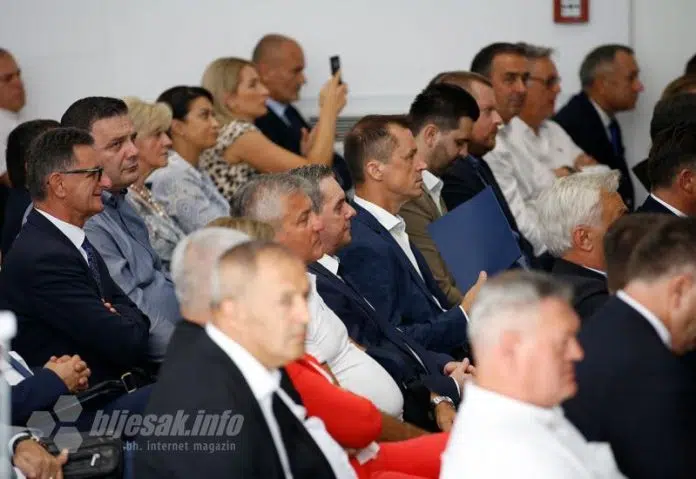 Hrvatska potpisala novih 340 miliona eura vrijedne ugovore za projekte 1725547528 Hrvatska Potpisala Novih 340 Miliona Eura Vrijedne Ugovore Za Projekte