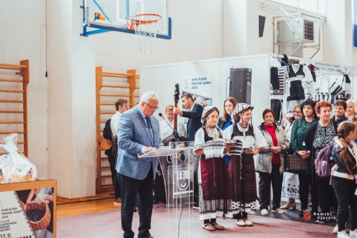 Općina Prozor - Rama otvorila 17. izdanje sajma Opcina Prozor Rama Otvorila 17 Izdanje Sajma Dani Sljive