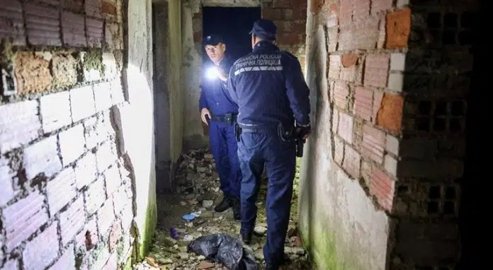 Sve češće se formiraju oružane skupine među migrantima u BiH Sve Cesce Se Formiraju Oruzane Skupine Medu Migrantima U Bih