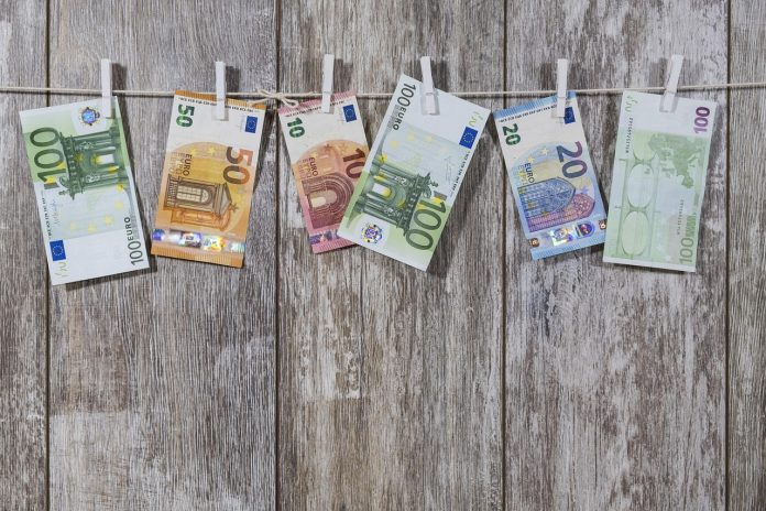 Veliki Novcani Horoskop Za Oktobar 2024 Godine Sta Zvijezde Predvidaju