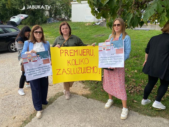1727894114 Nezadovoljni Prosvjetni Radnici Iz Zzh Porucuju Nismo Za Treci Generalni