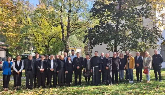 Dvodnevni susret Caritasa BiH i RH fokusiran na poplave: Glavna Dvodnevni Susret Caritasa Bih I Rh Fokusiran Na Poplave Glavna