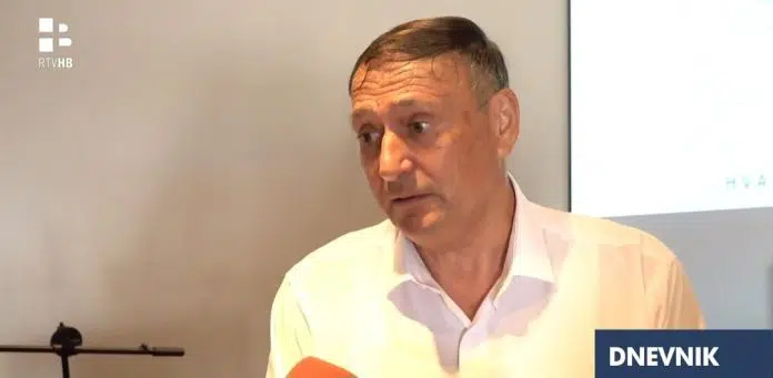 Održan okrugli stol u Livnu o borbi ratnih veterana s Odrzan Okrugli Stol U Livnu O Borbi Ratnih Veterana S