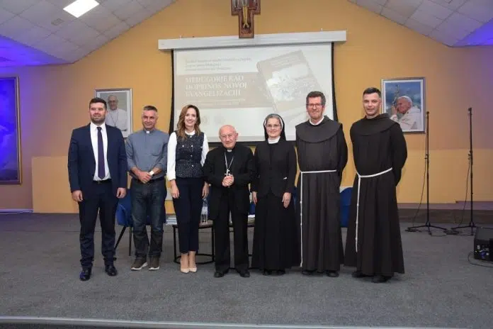 Zbornik radova „Međugorje kao doprinos novoj evangelizaciji“ predstavljen Zbornik Radova „Medugorje Kao Doprinos Novoj Evangelizaciji Predstavljen