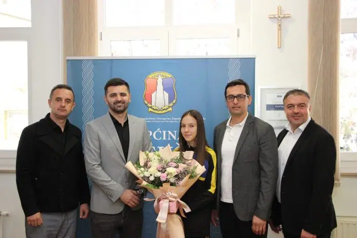 Brončana s Europskog kadetskog prvenstva Anamarija Miličević na prijemu u