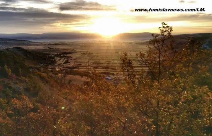DOBRO vam vedro blagdansko jutro iz Tomislavgrada! Dobro Vam Vedro Blagdansko Jutro Iz Tomislavgrada