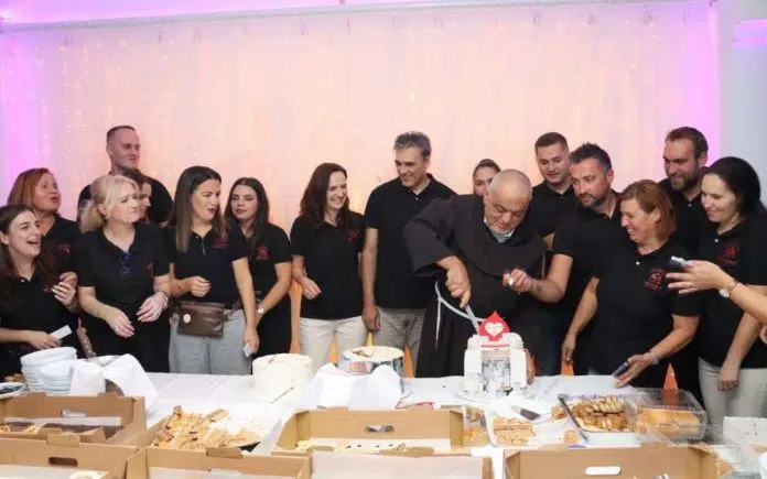 Humanitarna udruga “Kap ljubavi” obilježila 25 godina djelovanja Humanitarna Udruga Kap Ljubavi Obiljezila 25 Godina Djelovanja