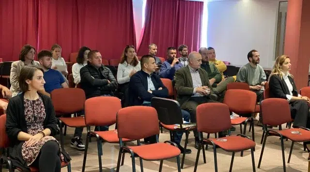 LIVANJSKO POLJE Prirodna oaza s 281 vrstom ptica na putu