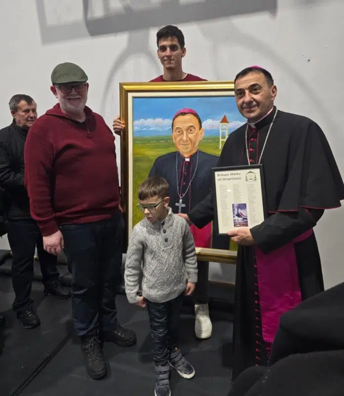 Mons. Marko Medo ujedinio Strupnić i Livno