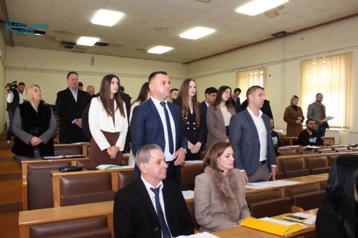 FOTO/VIDEO | Prisegnuli novi vijećnici: Evo tko će zastupati naše