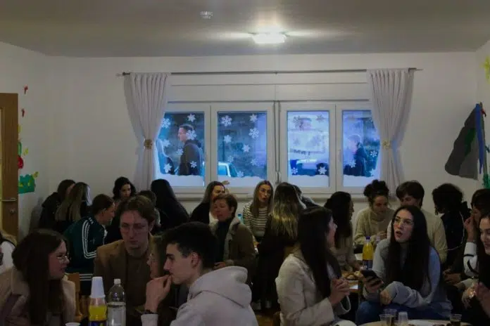 II. Pub kviz “Amen!” oduševio sudionike u Bukovici (foto/video)