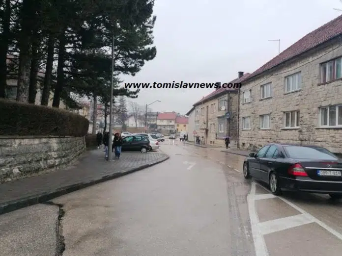 DOBRO vam oblačno i razmjerno toplo jutro iz Tomislavgrada!