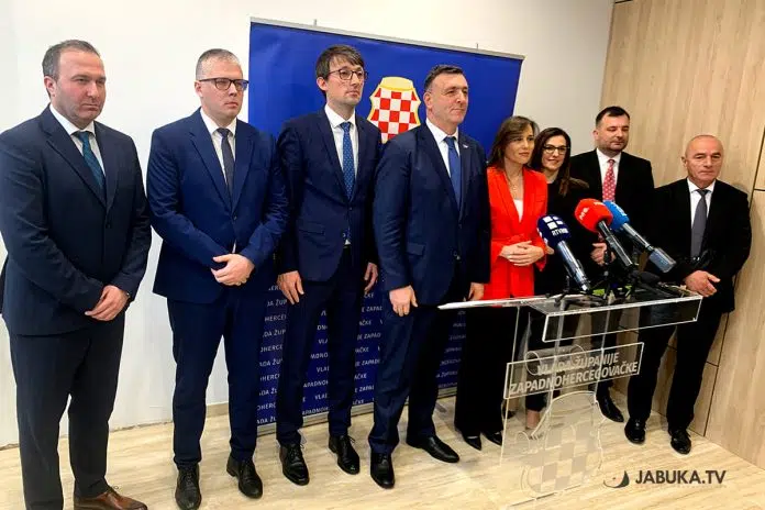 Čović: Dok je ove Vlade, naknada za djecu neće ići