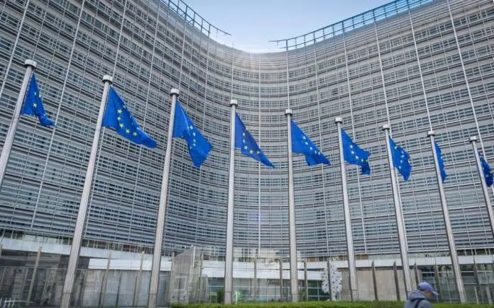 Europska komisija zabrinuta zbog postupanja Srbije prema hrvatskim državljankama