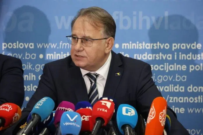 Nikšić: Odluka o povećanju minimalne plaće konačna