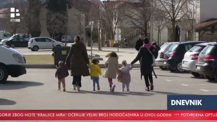VIDEO / Raste dječji doplatak i naknada za roditelje njegovatelje