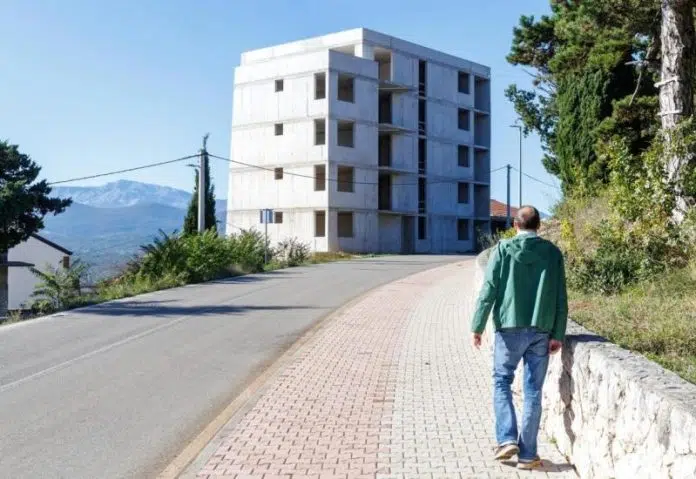 Velika akcija USKOK-a u Imotskom: Uhićeno pet osoba