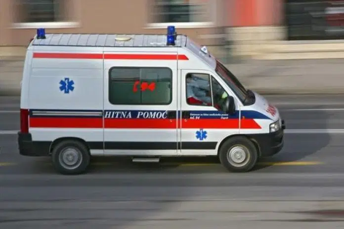 Dvije-ucenice-povrijedene-nakon-sto-se-urusio-strop-u-skoli.jpg