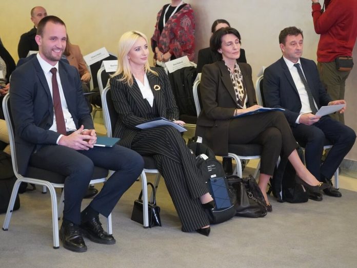 Gradonacelnik-Kordic-Jacamo-poduzetnistvo-u-prekogranicnoj-regiji.jpg