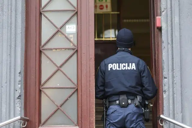 Policija-uhitila-prevaranta-koji-je-Zagrepcanki-naplatio-8600-eura-za.jpeg