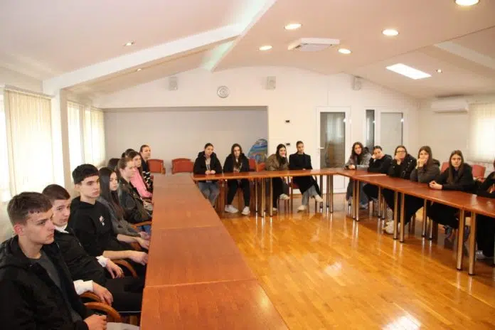 Posuški srednjoškolci pokrenuli hvalevrijedan projekt!