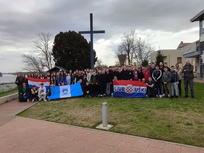 Učenici završnih razreda svih osnovnih škola iz Ljubuškog u Vukovaru