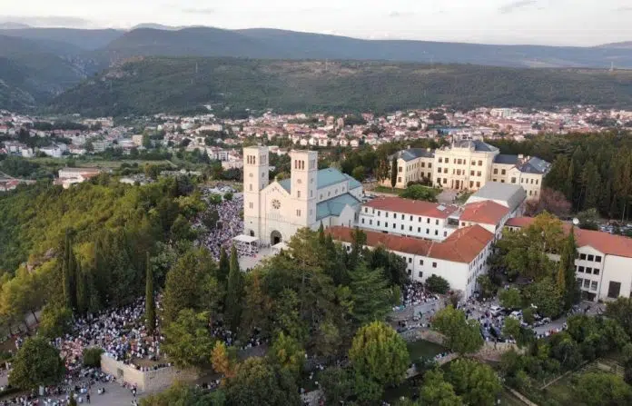 Otac šestero djece iz Širokog Brijega i premijer Čović o