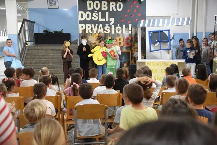 OŠ fra Didaka Buntića ugostila buduće prvašiće