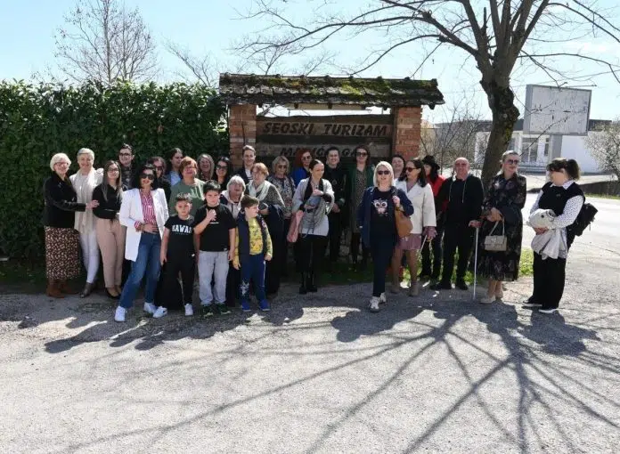 U Grudama održan panel o vidljivosti žena u lokalnoj zajednici