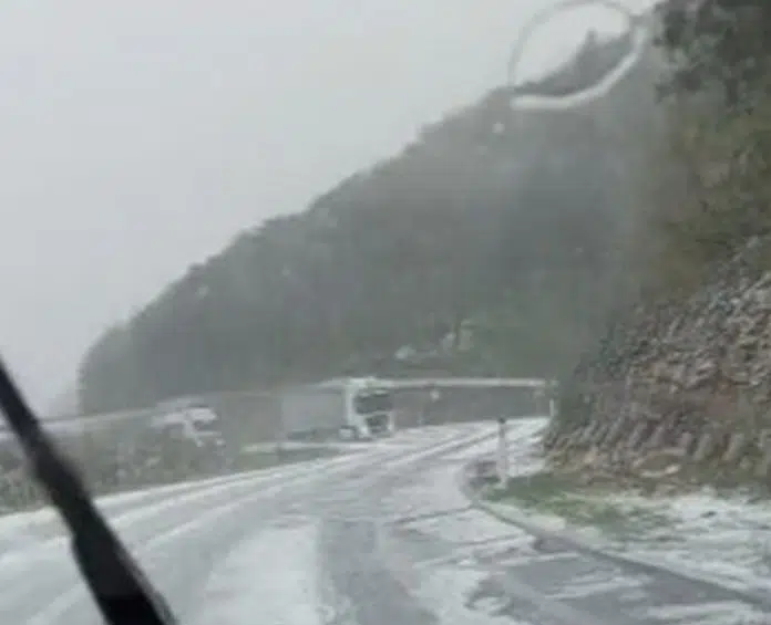 Kakvo nevrijeme u duvanjskom kraju! (video)