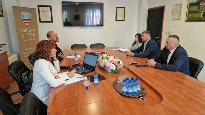 Potpisan Sporazum o suradnji između Agencije za državnu službu FBiH
