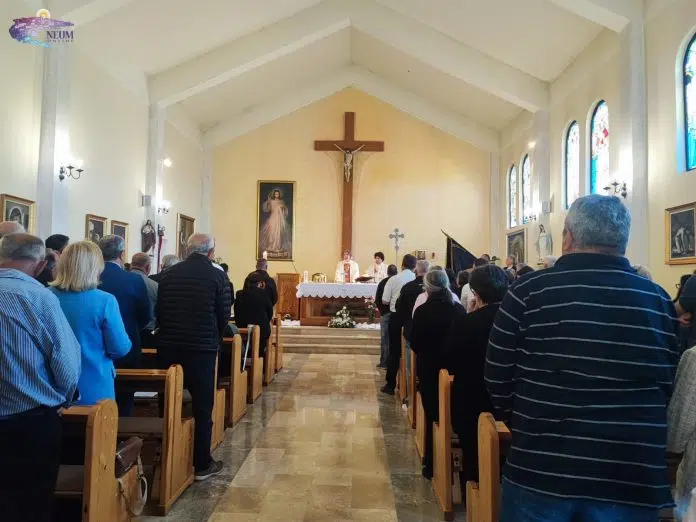 FOTO: U Hutovu služena sveta misa za poginule i preminule