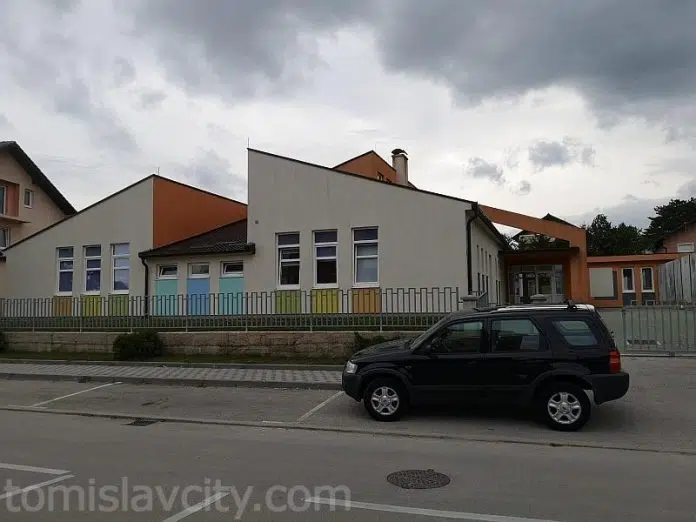 JU „Dječji vrtić“ Tomislavgrad raspisuje Javni natječaj za prijam u