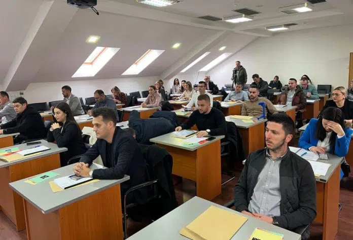 Pitanje gradonačelniku Čondriću: Zašto svjesno obmanjuje javnost i vlastite zaposlenike