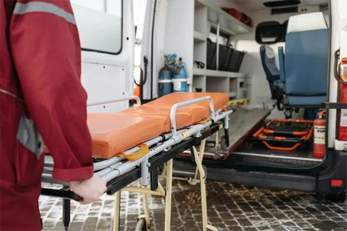 Ravnom uručeni ključevi sanitetskog vozila – donacija Vlade HNŽ