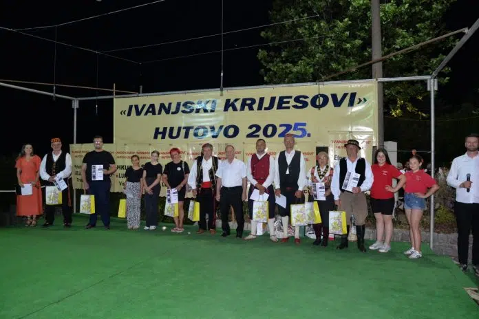 FOTO| Večer za pamćenje: Ivanjski krijesovi i ove godine zapalili