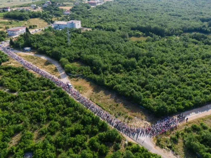 Sutra ujutro “34.Hodnja mira” koja povezuje Humac i Međugorje