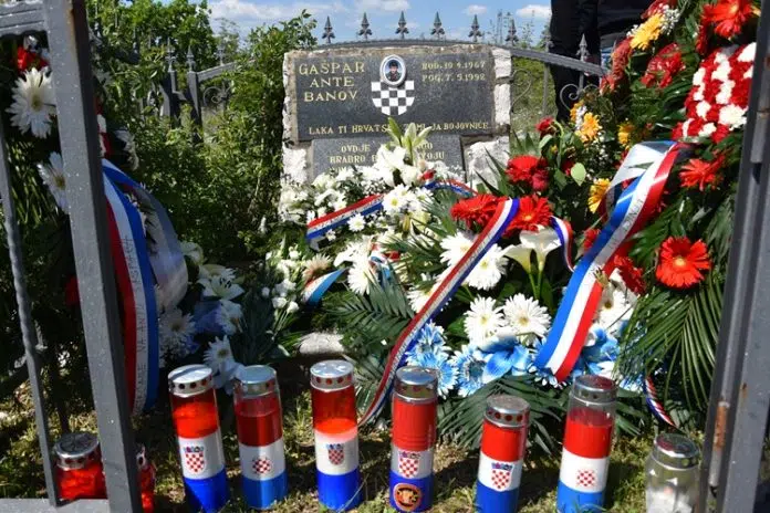 Ante Gašpar dobiva bistu na Trgu dr. Franje Tuđmana u