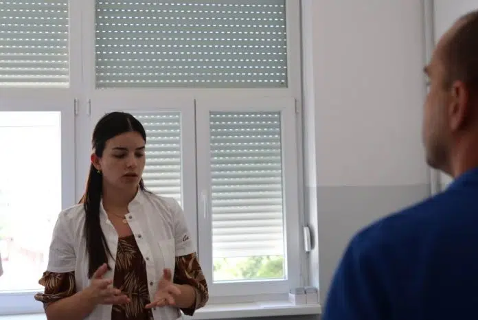 SKB-Mostar-organizirala-Dan-otvorenih-vrata-za-pacijente-s-aknama.jpg