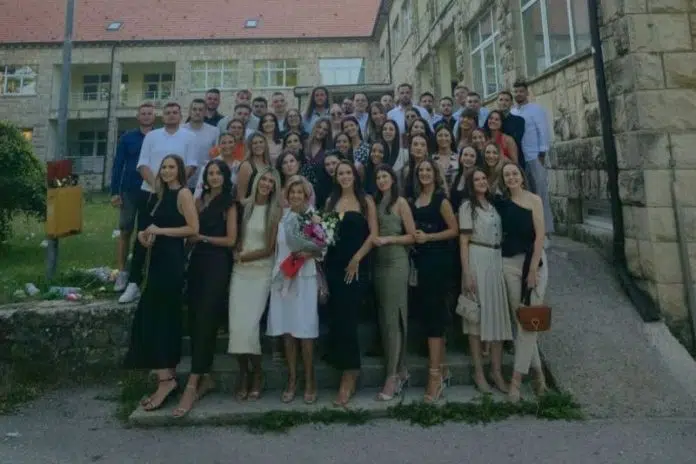 Deseta obljetnica mature duvanjskih gimnazijalaca generacije 2014./2015.