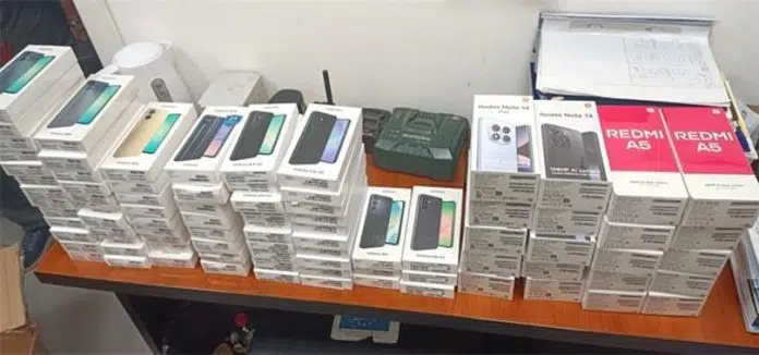 Vozač iz BiH ostao bez 384 mobitela i dobio kaznu