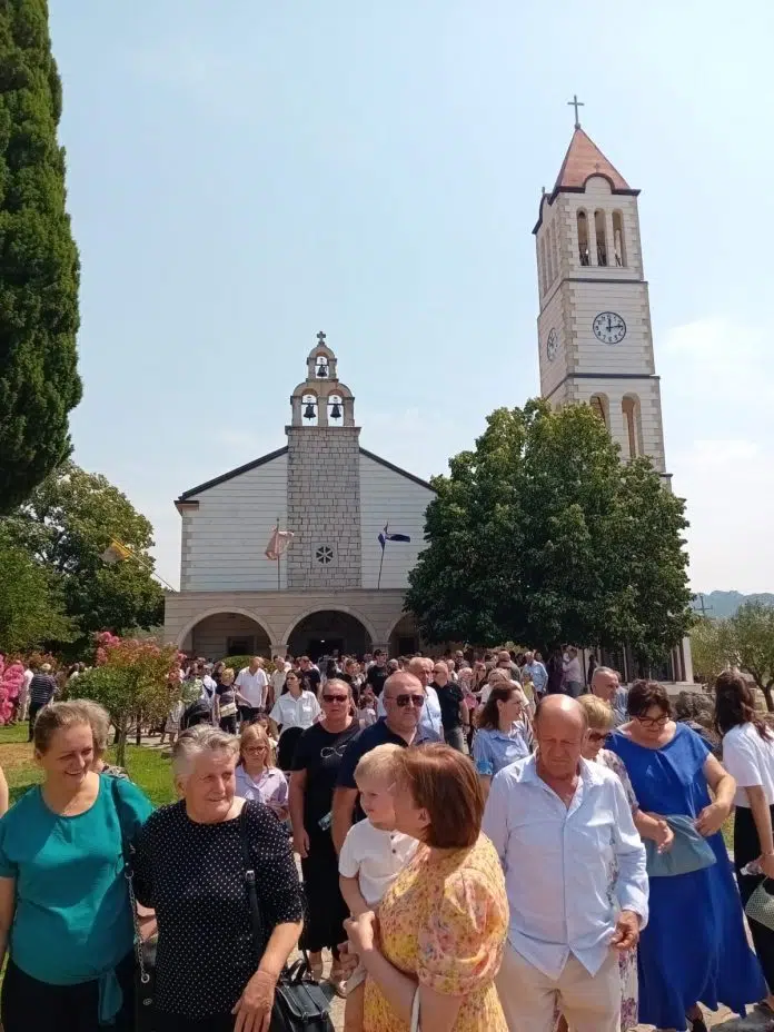 Svečano proslavljena Velika Gospa – patron župe Gradac