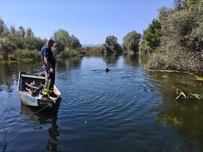 FOTO | Čisti se Hutovo blato – uklonjenje zamke, kolci
