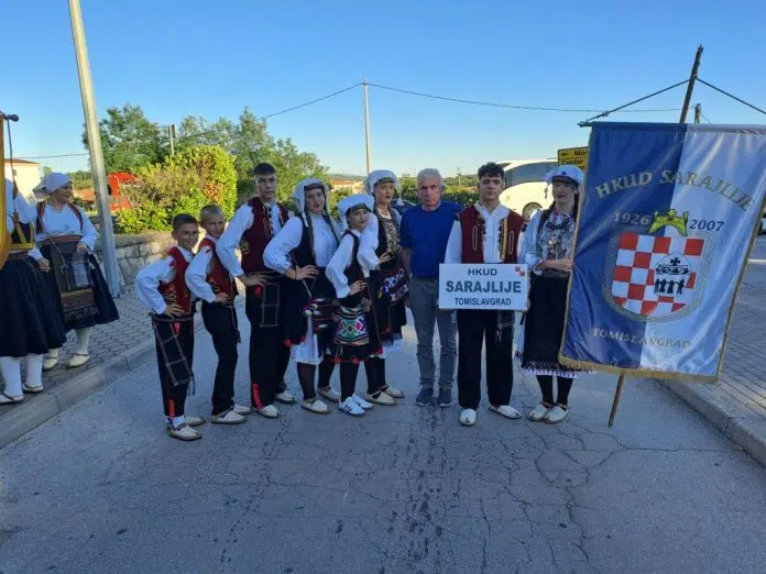 HKUD Sarajlije gostovalo na jubilarnim 70. Danima berbe grožnja u