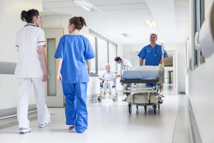 Splitu nedostaje 400 medicinskih sestara, ponuđena stipendija od 300 eura