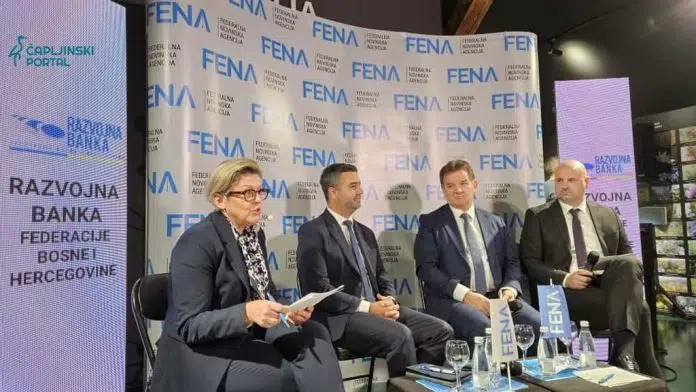 FOTO | U Čapljini se pričalo o Ulozi medija u