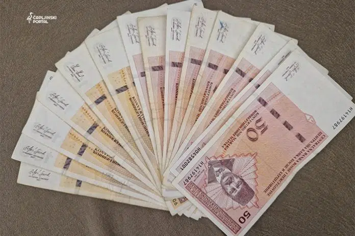 Zaposlenima u institucijama BiH stiže 1.000 KM pomoći
