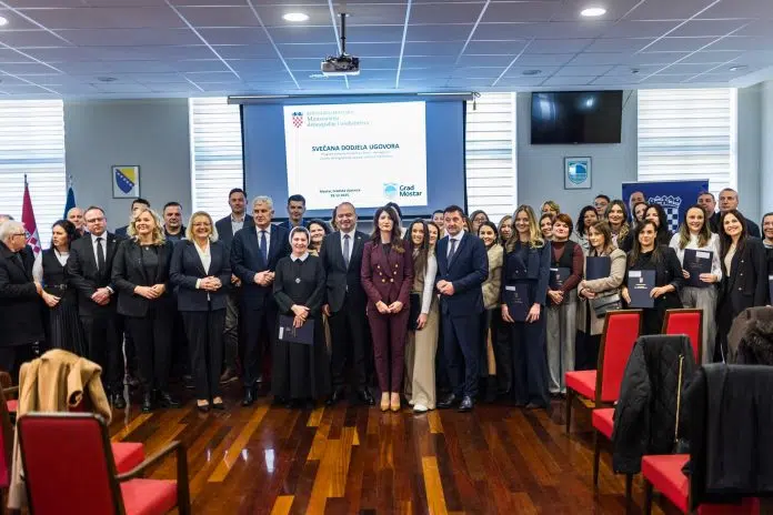 U Mostaru održana dodjela potpore Hrvatima u BiH za demografski