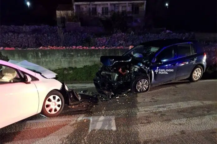 FOTO | Više osoba ozlijeđeno u teškoj prometnoj nesreći u